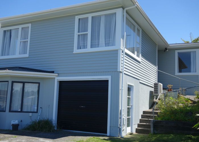 at 9 Glenamoy Crescent, Johnsonville, Wellington