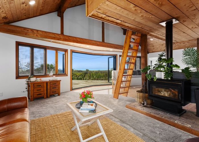  at 880B Thornton Road, Thornton, Whakatane