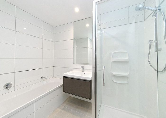  at 14 Rorida Lane, Flat Bush, Manukau City, Auckland