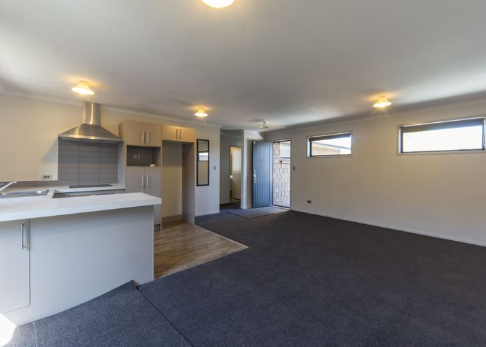  at 5/102 Old Farm Road, Hamilton East, Hamilton, Waikato