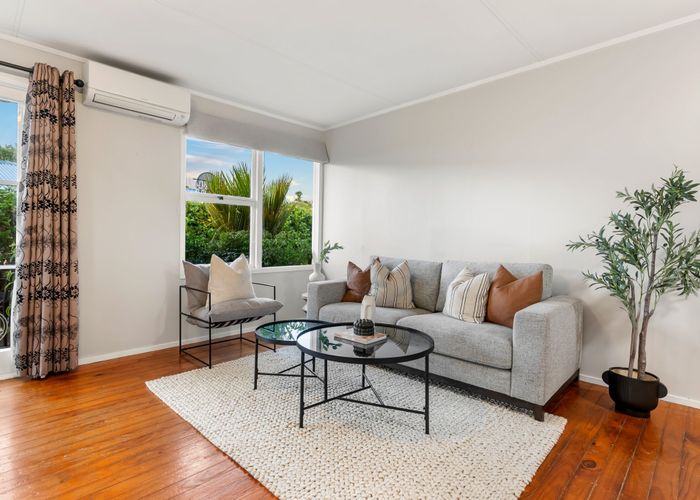  at 2/25 Margaret Place, Milford, North Shore City, Auckland