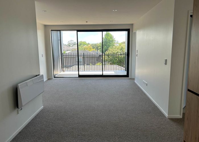  at 6/12 Treasure Lane, Te Atatu South, Waitakere City, Auckland