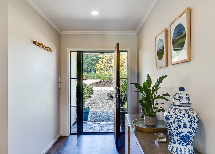  at 1046 Kahuranaki Road, Havelock North