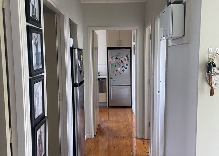  at 25 Hobson Drive, Panmure, Auckland City, Auckland