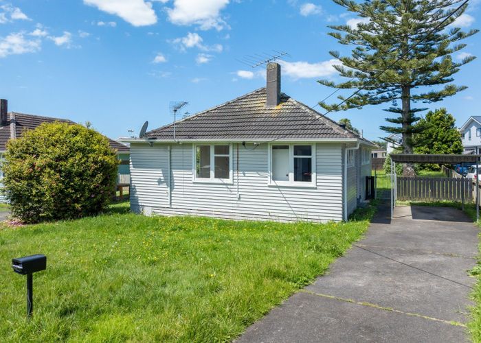  at 14 Hayman Place, Beach Haven, North Shore City, Auckland
