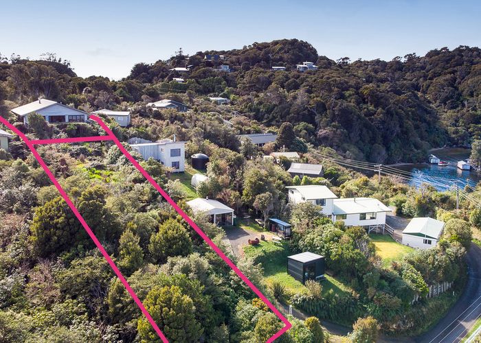  at 11 Rankin Street, Halfmoon Bay / Oban, Stewart Island