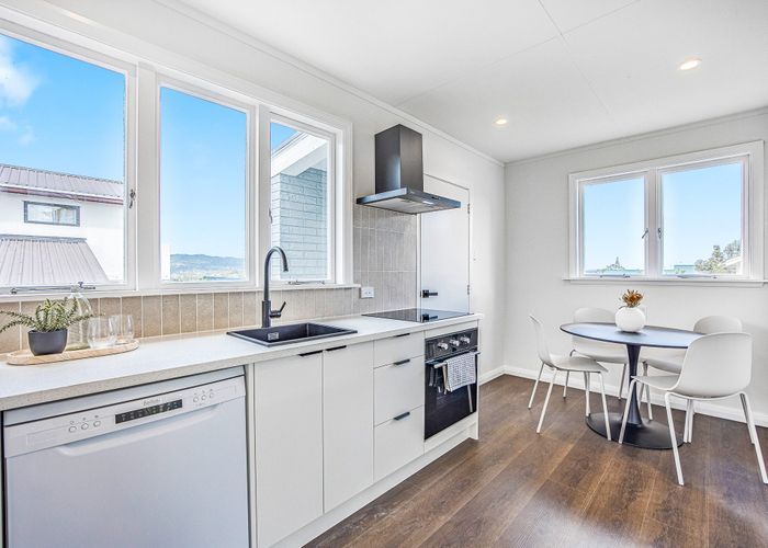  at 115 Sunnyside Road, Sunnyvale, Waitakere City, Auckland