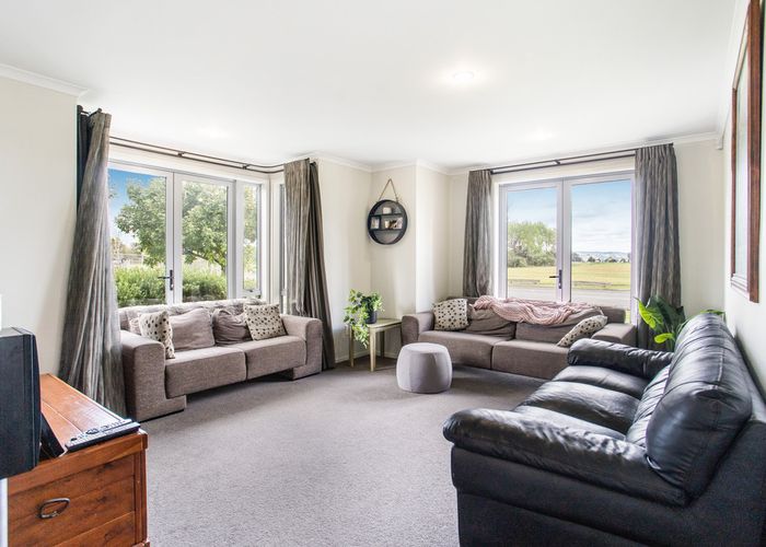  at 107 Popokatea Drive, Takanini