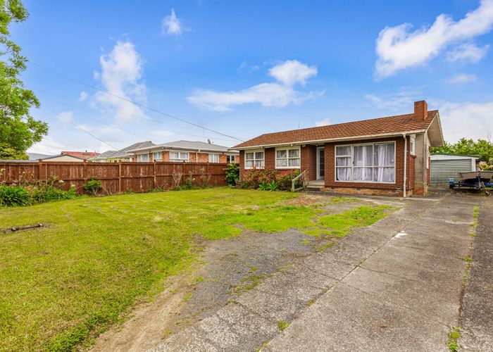  at 105 Henderson Valley Road, Henderson, Auckland