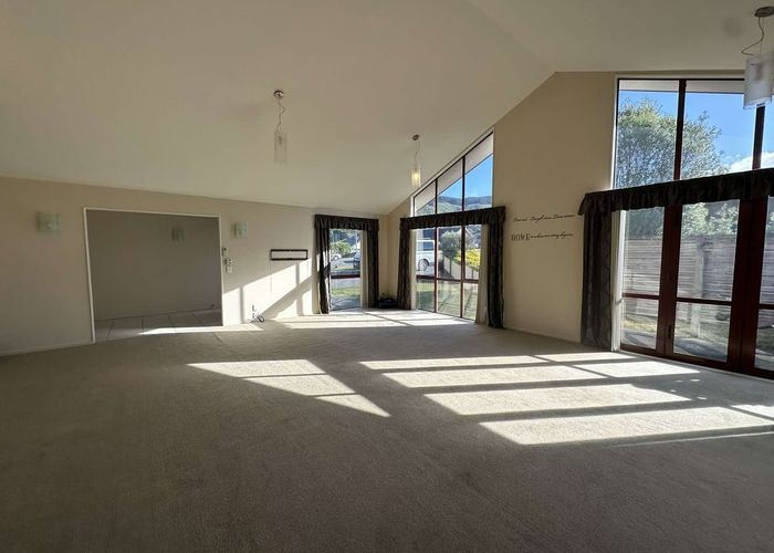  at 37 McEwen Crescent, Riverstone Terraces, Upper Hutt, Wellington