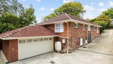  at 8 Hillsdale Road, Hillsborough, Auckland