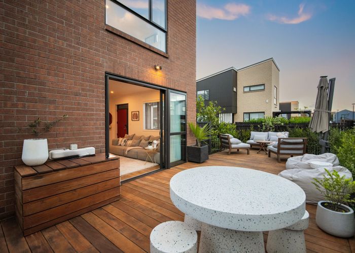  at 33 David Carnegie Road, Hobsonville, Waitakere City, Auckland