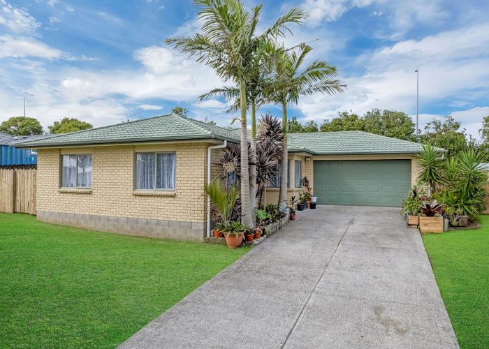  at 9 Hawkley Close, Flat Bush, Manukau City, Auckland
