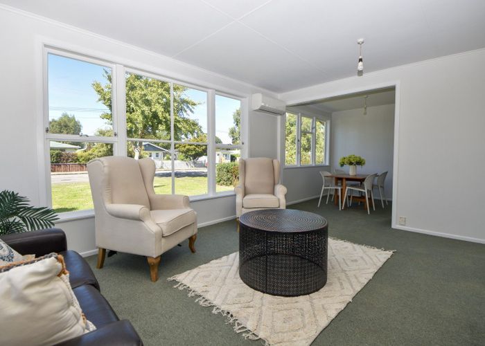  at 20 Moreton Road, Carterton