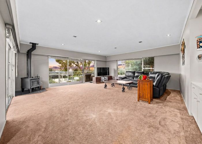  at 2/34 Watene Road, Mount Wellington, Auckland City, Auckland