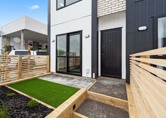  at 1/1 Vialou Street, Hamilton City Central, Hamilton, Waikato