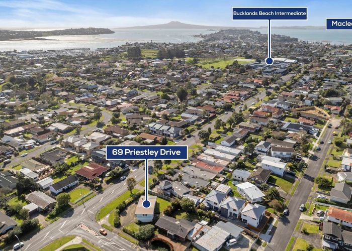  at 69 Priestley Drive, Bucklands Beach, Auckland