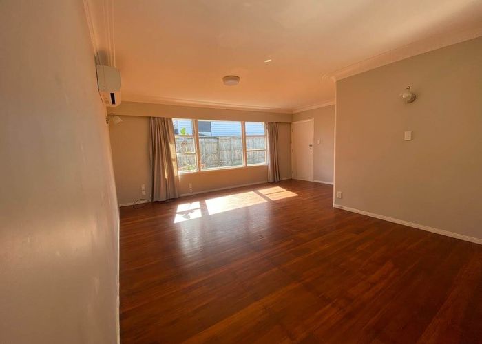  at 1/1 Churchill Avenue, Manurewa, Manukau City, Auckland