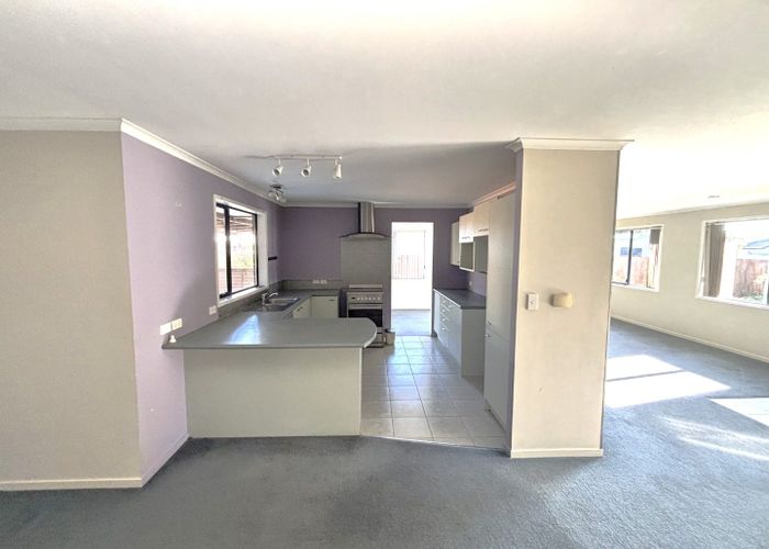  at 4 Four Oaks Place, Pukekohe, Pukekohe