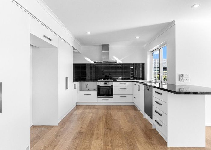 at 10 Wentworth Lane, Waiwhakaiho, New Plymouth, Taranaki