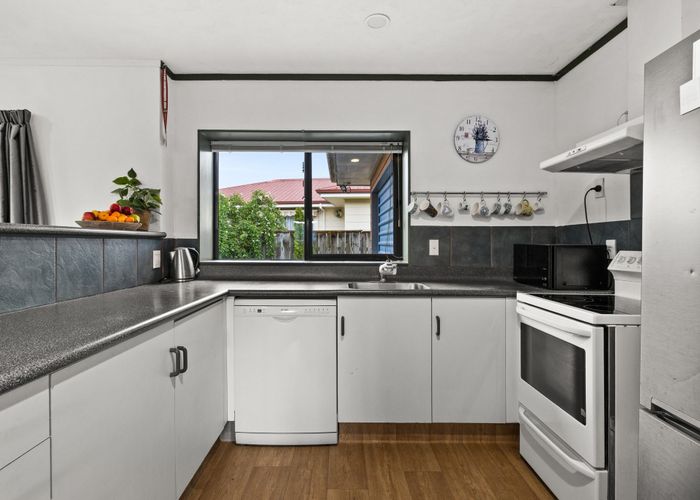  at 2/16 Alan Styles Place, Greenmeadows, Napier, Hawke's Bay