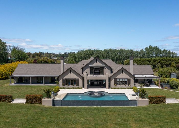  at 576 Coatesville-Riverhead Highway, Albany