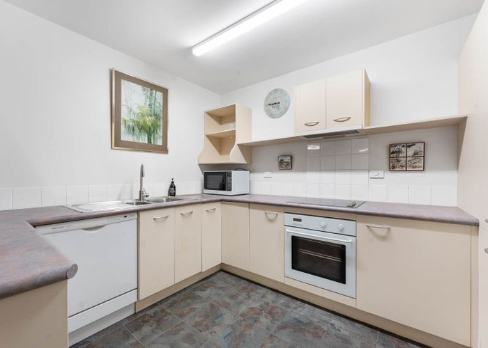  at 28/241 Hinemoa Street, Birkenhead, North Shore City, Auckland