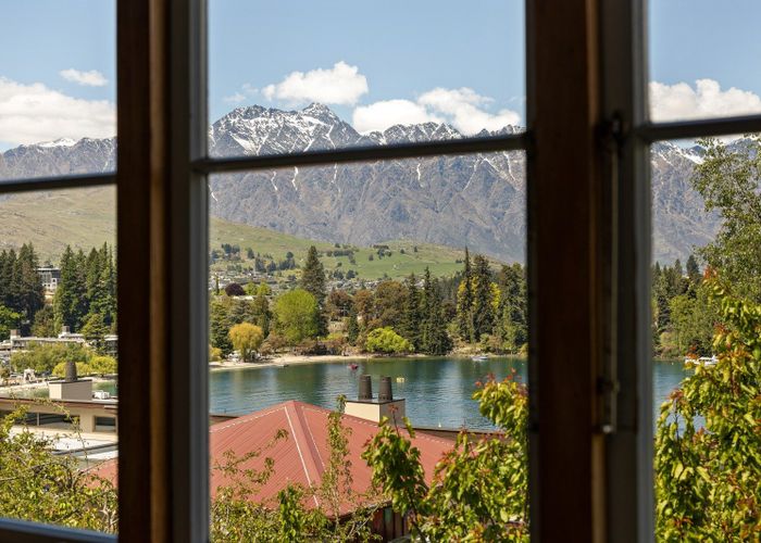  at 46 Man Street, Queenstown, Queenstown