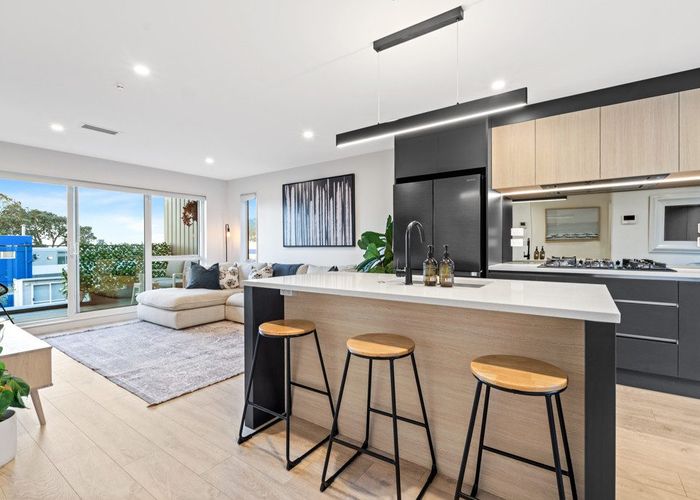  at 3/4 Jutland Road, Hauraki, North Shore City, Auckland
