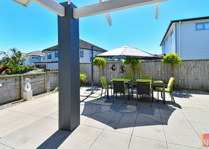  at 2 Portofino Point, Karaka, Papakura