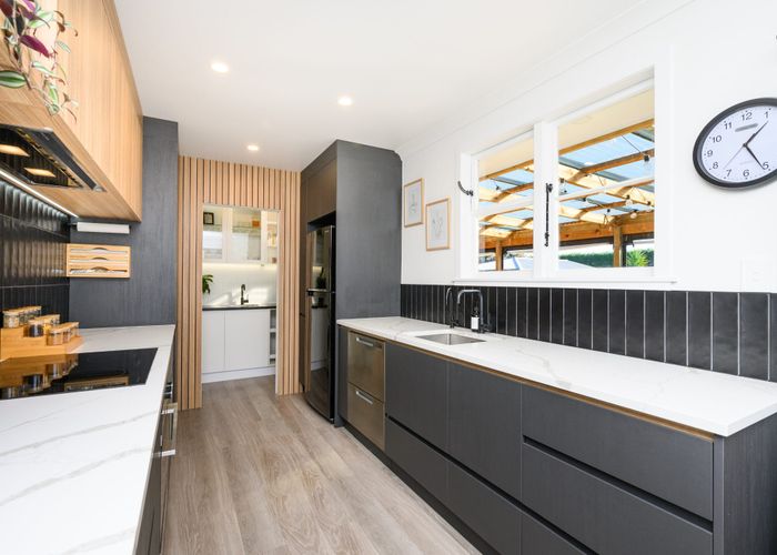  at 33 Benmore Avenue, Cloverlea, Palmerston North