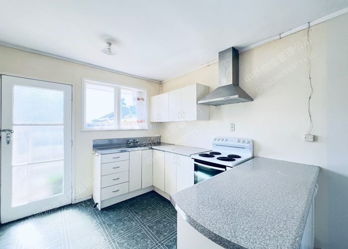  at 2/31A Vine Street, Mangere East, Auckland