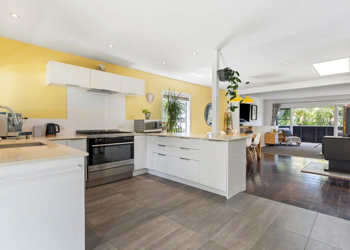  at 13 Hollywood Avenue, Titirangi, Waitakere City, Auckland