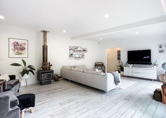  at 12 Opanuku Road, Henderson Valley, Auckland