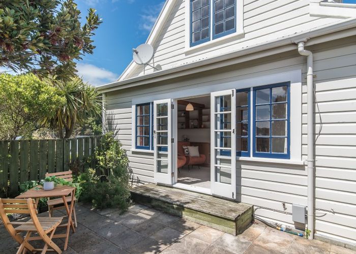  at 20 Glendavar Street, Berhampore, Wellington