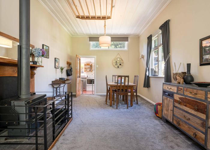  at 4 Prosser Street, Green Island, Dunedin