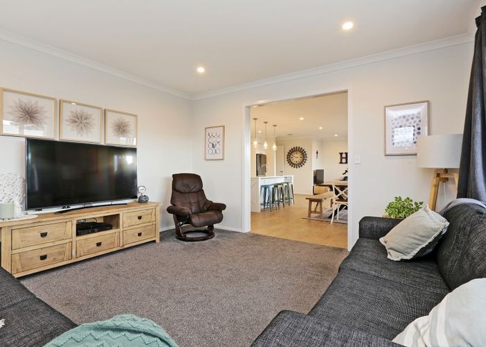  at 26 Clydesdale WAY, Frimley, Hastings