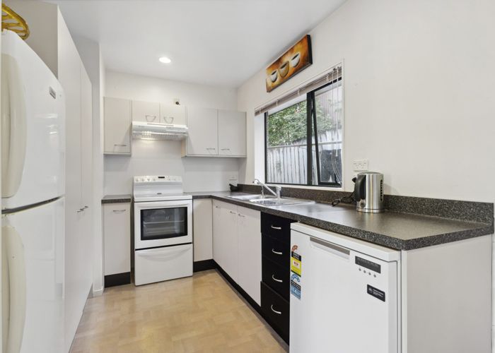  at 2/101 Wallace Road, Mangere Bridge, Manukau City, Auckland