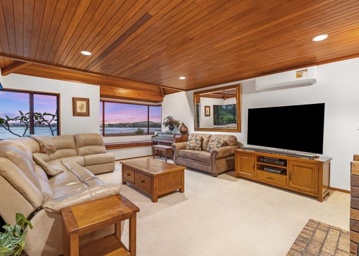 at 104 Darraghs Road, Brookfield, Tauranga