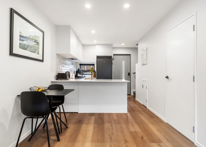 at 5/107 Selo Street, Glen Eden, Waitakere City, Auckland