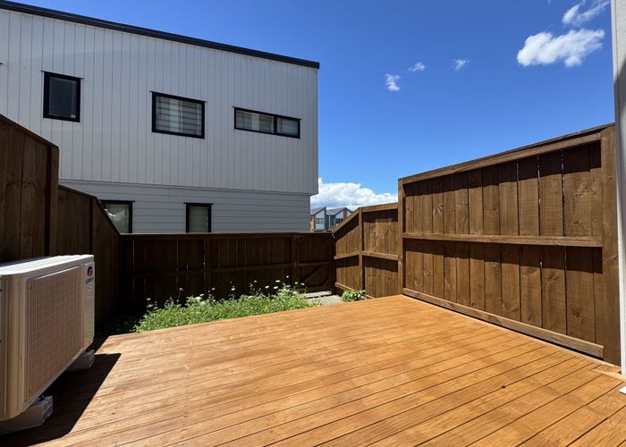  at 3/36 Westgate Drive, Westgate, Waitakere City, Auckland