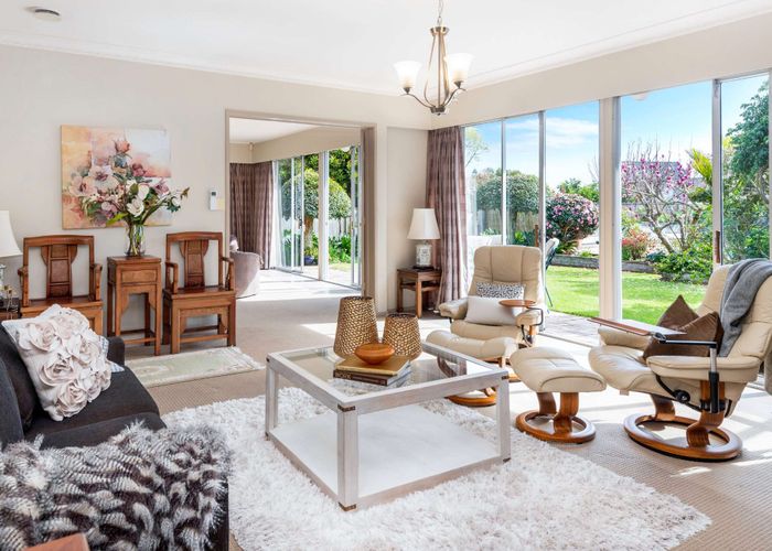  at 10 Roadley Avenue, Sunnyhills, Auckland