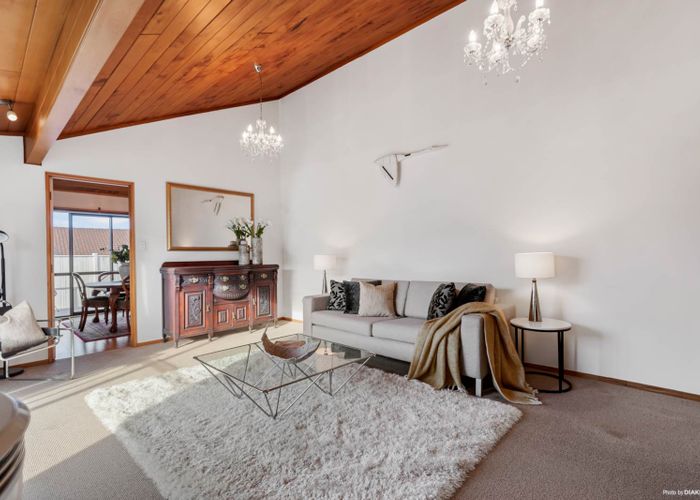  at 31 Kennedy Avenue, Forrest Hill, Auckland