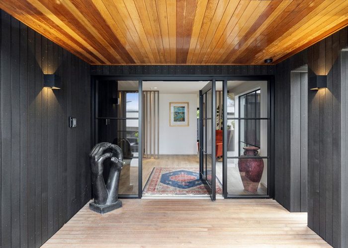  at 19 Delhi Place, Cashmere, Christchurch