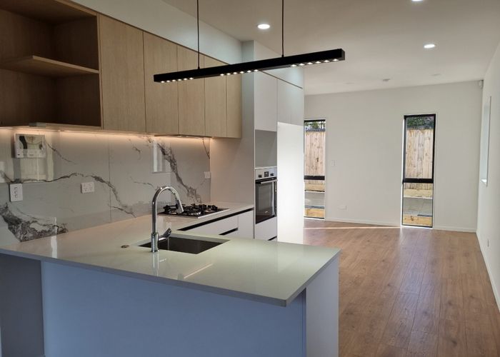  at 143c Seabrook Ave, New Lynn, Waitakere City, Auckland