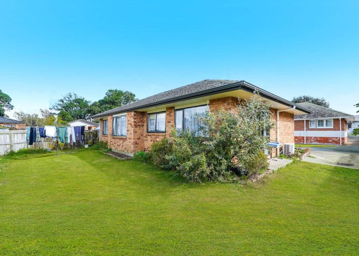  at 2/112 Gray Avenue, Papatoetoe, Manukau City, Auckland