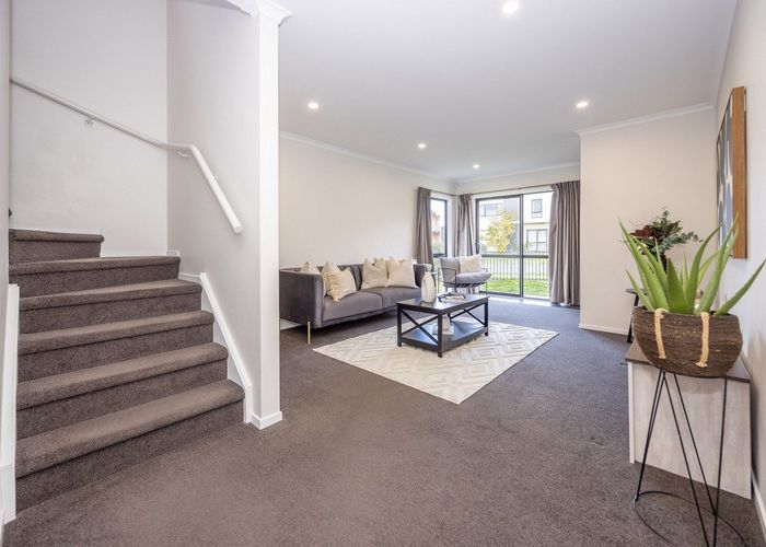  at 4 Ridgedale Crescent, Flagstaff, Hamilton, Waikato
