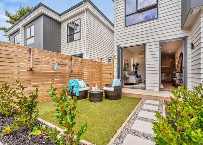  at 36B Whitford Road, Botany Downs, Manukau City, Auckland
