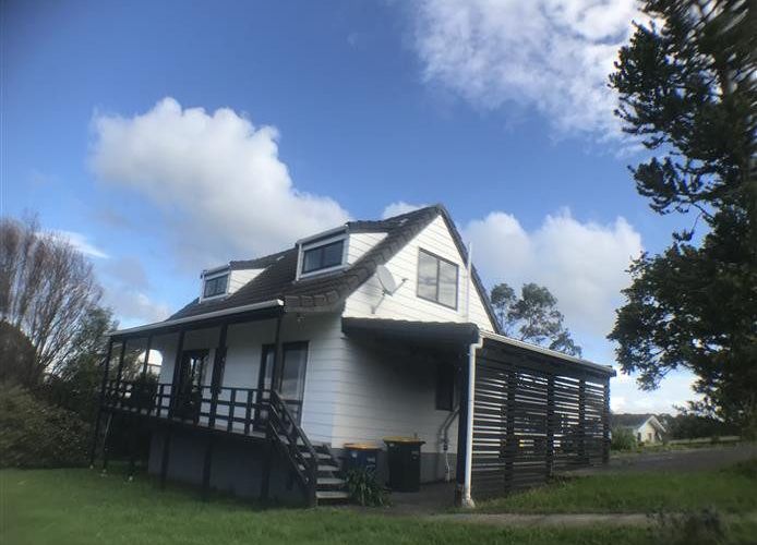  at 36A Cyclarama Cres, Massey, Waitakere City, Auckland