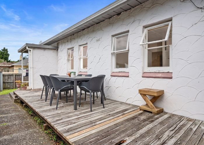  at 18A Lake Road, Devonport, Auckland